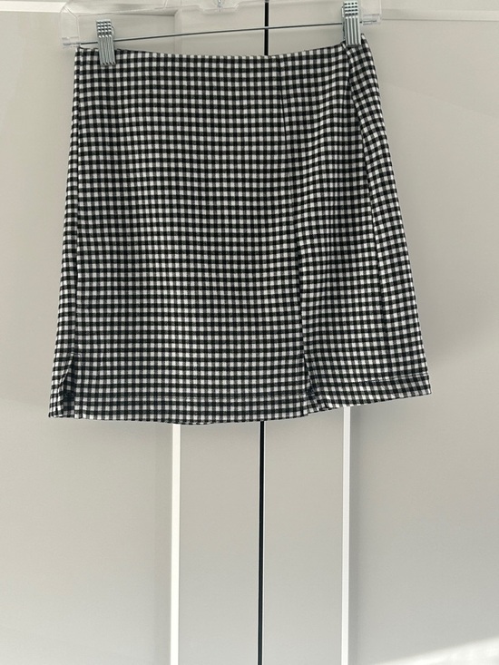love on a hanger Dresses & Skirts - love on a hanger Black & White Gingham Mini Skirt